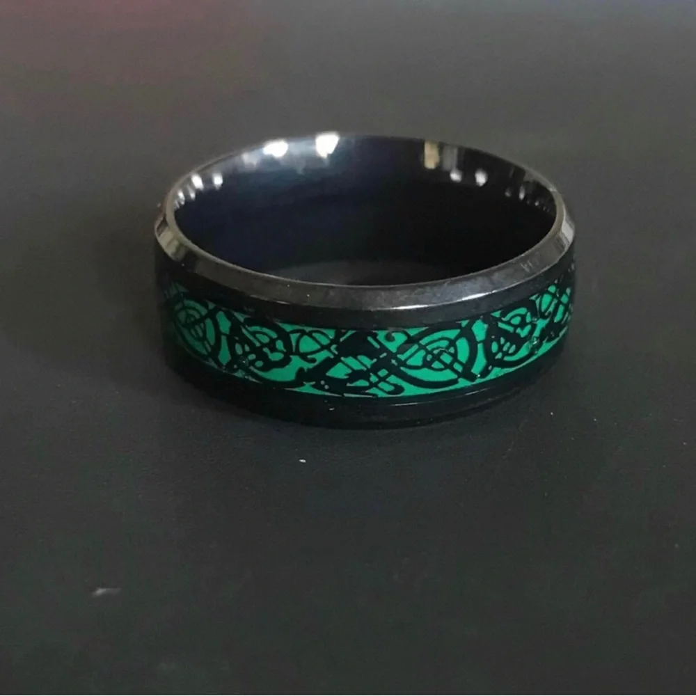 Black and Green Celtic Pattern Men's Ring, Stainless Steel